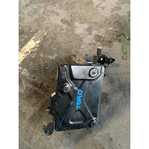 Suporte Bateria (51889995) Fiat Toro
