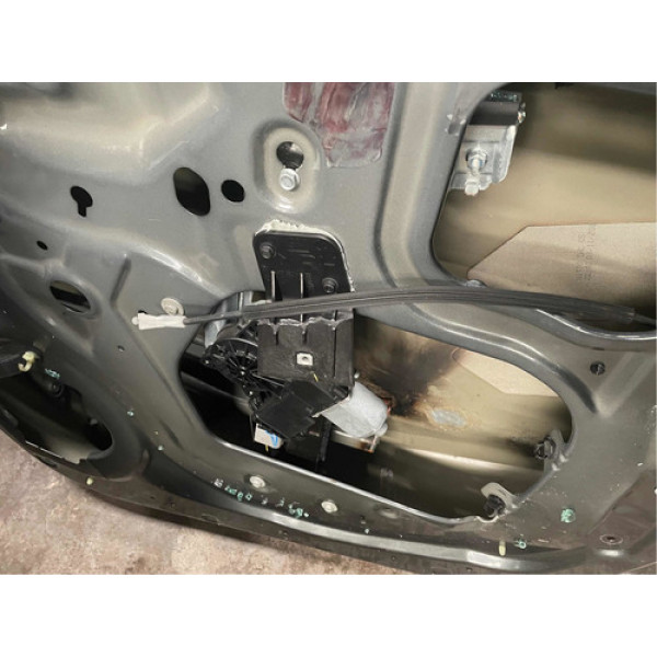 Máquina Vidro Elétrico D.d Chevrolet Tracker 2017 / 2019