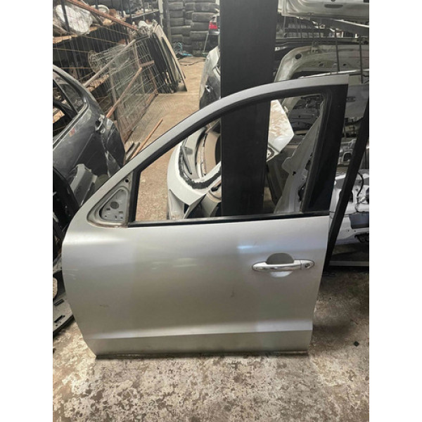 Porta Dianteira Esquerda Hyundai Santa Fe 2010 / 2013