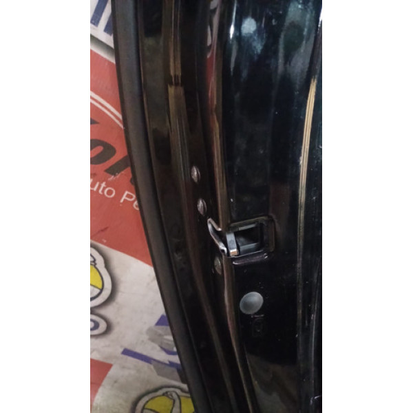 Fechadura Traseira Esquerda Volvo V40 2013 / 2021