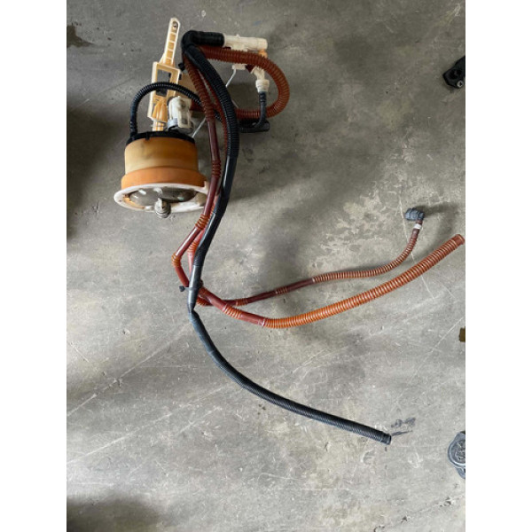 Bomba De Combustível Auxiliar Bmw X1 2.0 Aspirada 2010 2012