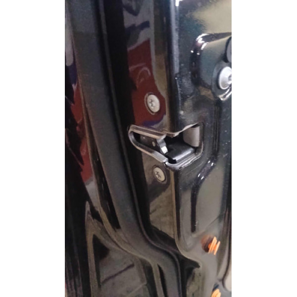 Fechadura T.e Mercedes C180 / C200 / C250 2009 / 2014