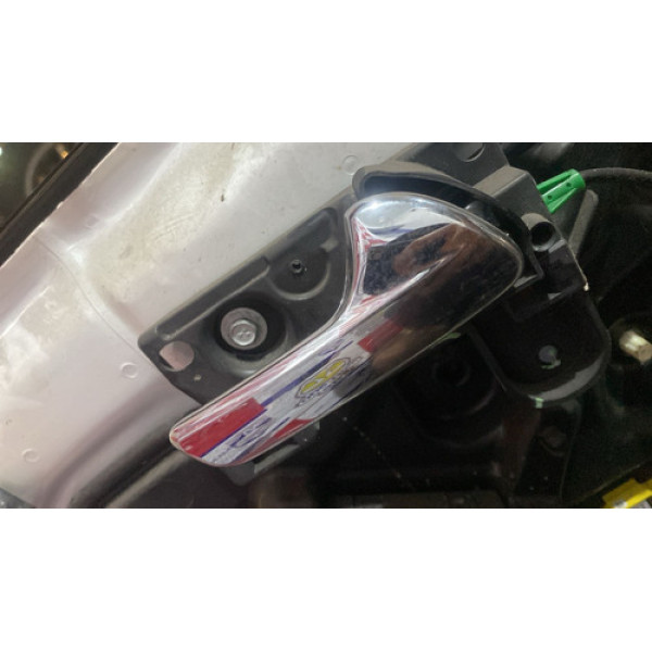 Maçaneta Interna Porta Dianteira Direita Dodge Journey 2013