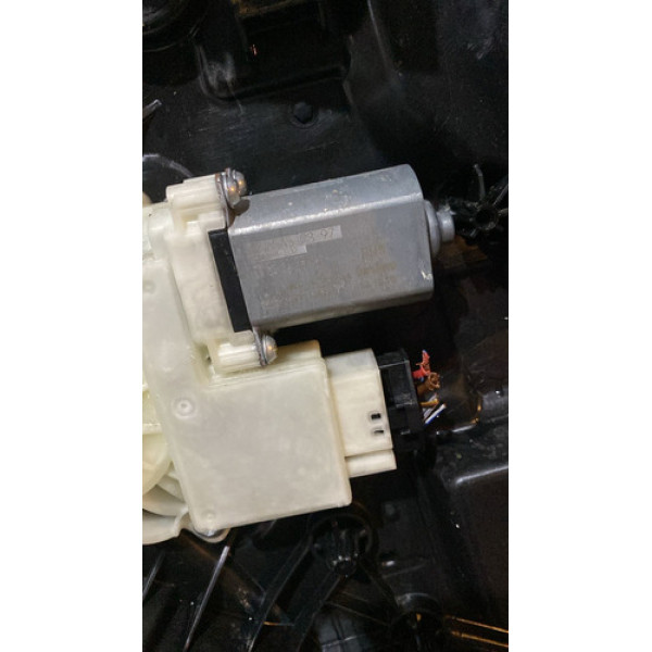 Máquina Vidro Traseira Esquerda Bmw 320 2019 / 2024