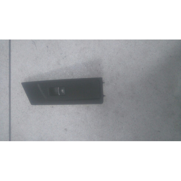 Comando Do Vidro Eletrico Dianteiro Direito Vw Passat 2013 