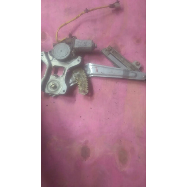 Maquina De Vidro Traseira Esquerda  Mitsubishi Pajero Tr4