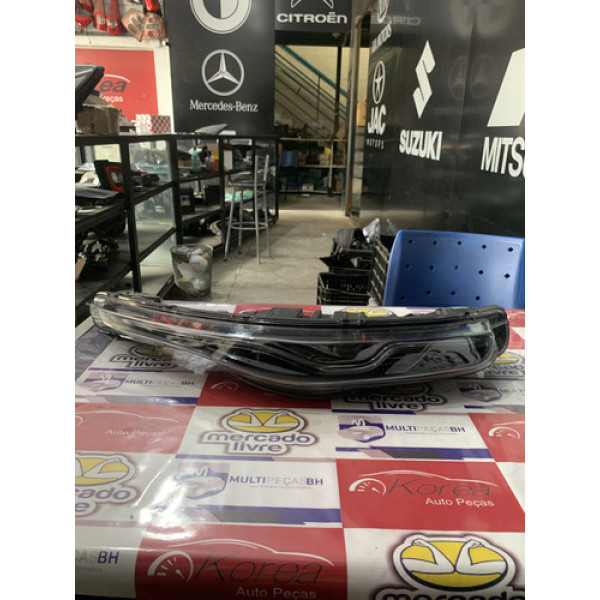 Farol Direito Fiat Toro 2022 / 2025