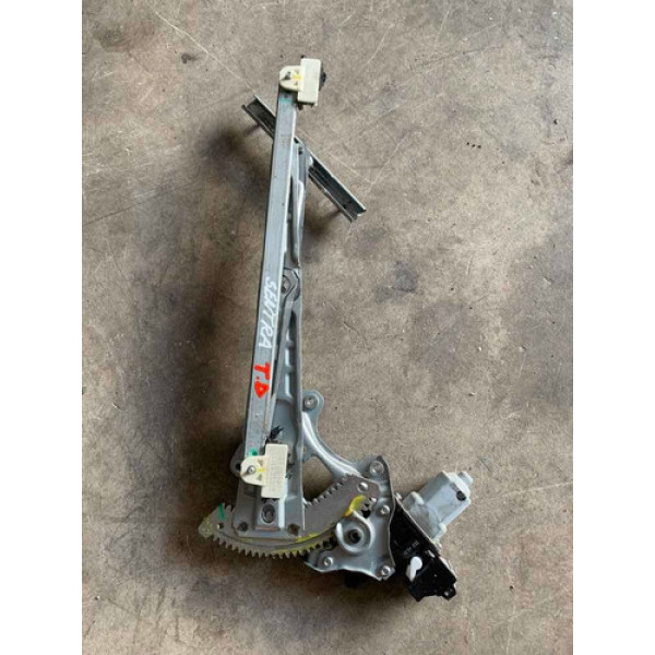 Máquina De Vidro Elétrico Traseira Dir Nissan Sentra 14 / 17