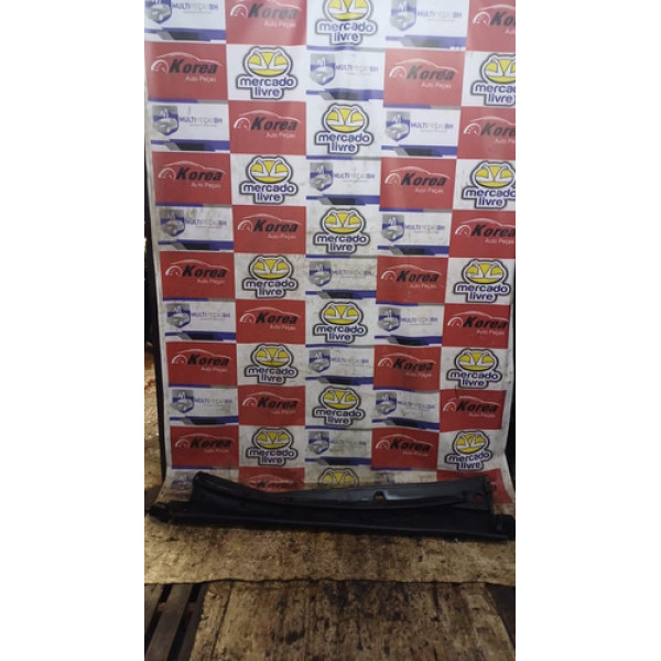 Churrasqueira Grade Parabrisa Toyota Corolla 2015 / 2019