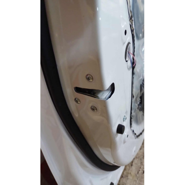 Fechadura D.e Mitsubishi Eclipse Cross 2019 / 2023