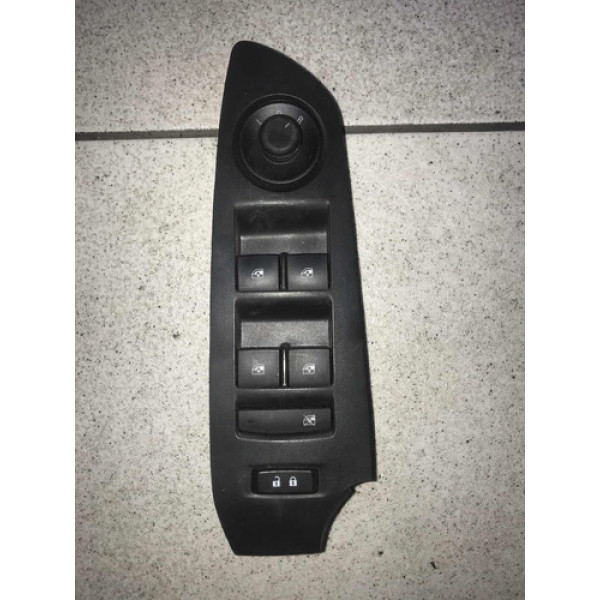 Comando Vidro Elétrico Dianteiro Esquerdo Chevrolet Tracker