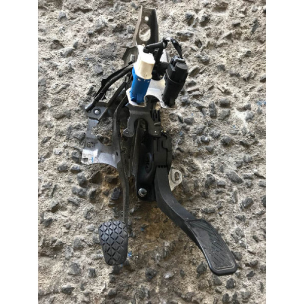 Pedais (freio E Acelerador) Ford New Fiesta Nacional 1.6 Mec