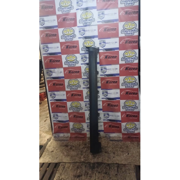 Spoiler Esquerdo Fiat Toro 2022 / 2025