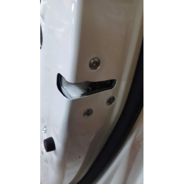 Fechadura Dianteira Direita Mitsubishi Eclipse Cross