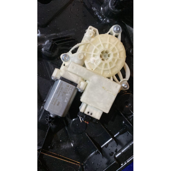 Máquina Vidro Porta Dianteira Esquerda Bmw 320 2019/2025