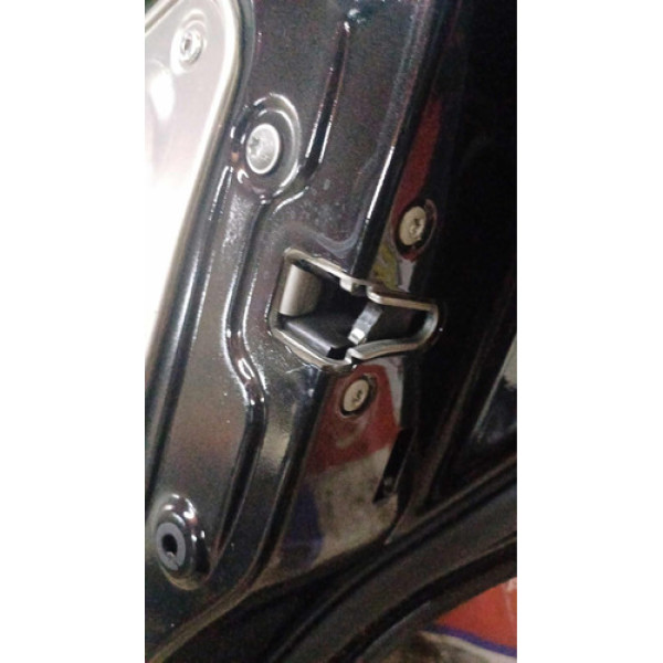 Fechadura T.d Mercedes C180 / C200 / C250 2009 / 2014