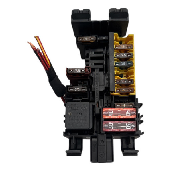 Caixa De Fusível (a2059067200) Mercedes C180 2015/2021