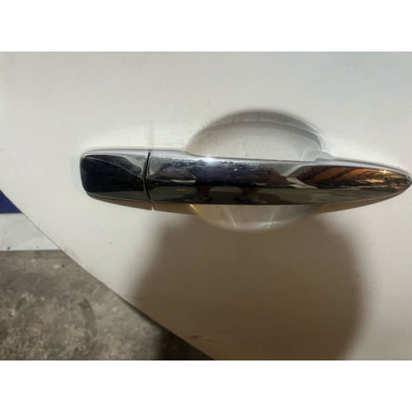 Maçaneta Externa Porta Traseira Direita Nissan Sentra 14/20