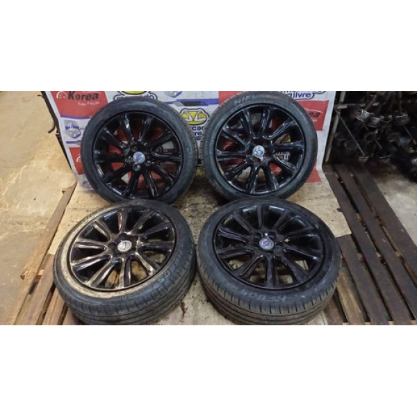 Jogo De Roda 17 C/ Pneus Volvo V40 2013 / 2021