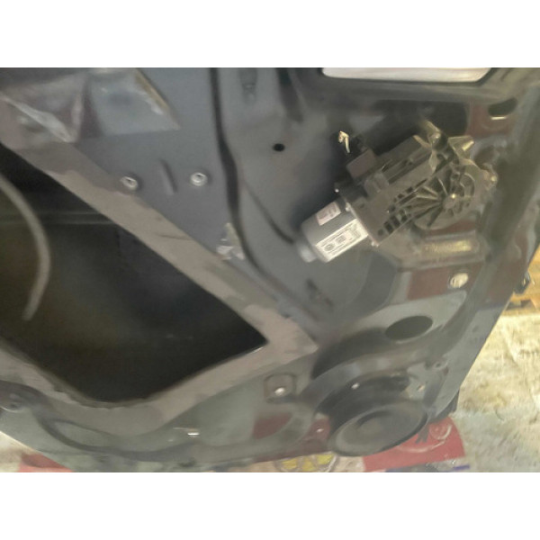 Máquina Vidro Elétrico Traseira Esquerda Vw Amarok