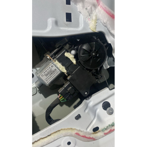 Máquina De Vidro Dianteira Esquerda Vw Tiguan 2010