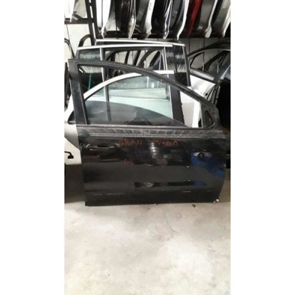 Porta Dianteira Direita Nissan Grand Livina
