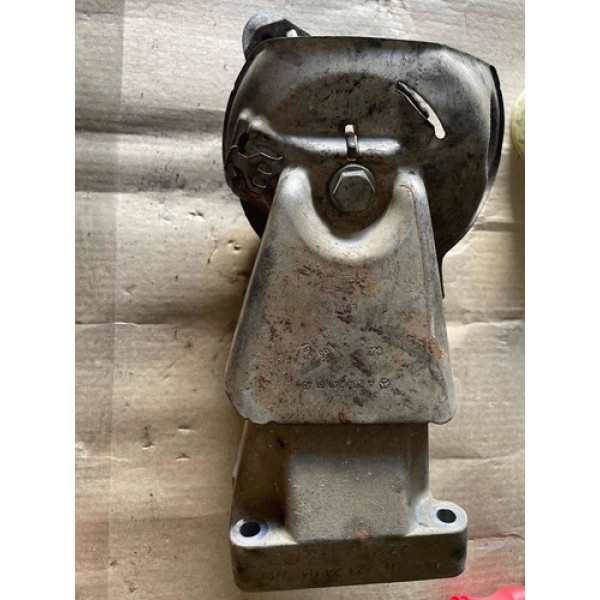 Coxim Motor Direito (a2712232304) Mercedes C180