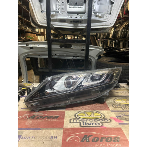 Farol Esquerdo Original Mitsubishi Eclipse Cross