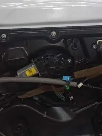 Máquina Vidro Dianteira Esquerda Volvo Xc60 2009 / 2017
